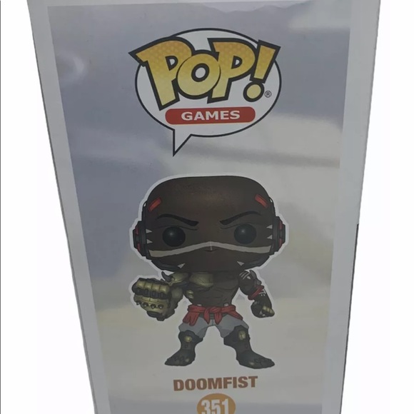 Doomfist #351 Overwatch Funko Pop Vinyl Figure - Picture 3 of 8